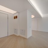 Apusul de la ultimul etaj din Cortina North | 3 camere | 76.7 mp